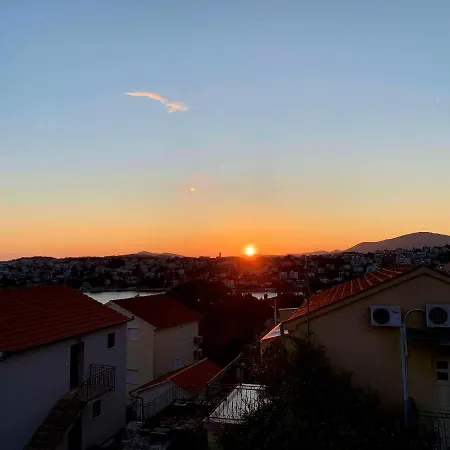 Grande Vista - Spacious 3 Bedroom With Large Terrace And Fantastic Sea View Apartamento Trogir