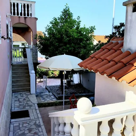 Grande Vista - Spacious 3 Bedroom With Large Terrace And Fantastic Sea View Apartman Trogir